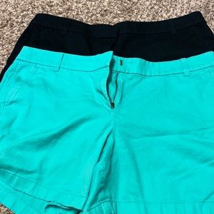 Two pairs J. Crew 5” Chino Shorts Size 16- Black and Green (Variscite)